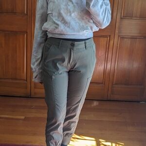Prana trail pants, size 6